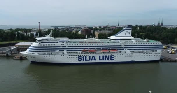 Silja Line Serenade Cruise Ferry Owned Estonian Shipping Company Tallink — Stockvideo