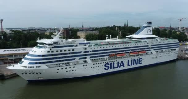 Silja Line Serenade Cruise Ferry Owned Estonian Shipping Company Tallink — Stockvideo