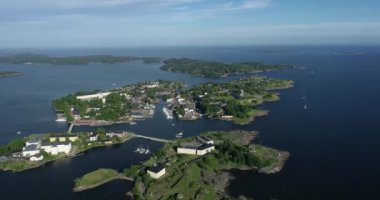 Helsinki, Finlandiya 'daki Suomenlinna Adası. Drone Bakış Açısı