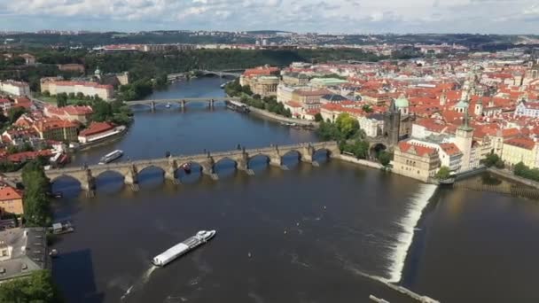 Prága Óvárosa Csehországban Híres Városnéző Helyek Háttérben Károly Híd Iconic — Stock videók