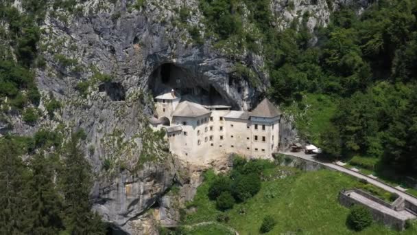 Predjama Castle Slovenia Europe Renaissance Castle Built Cave Mouth South — Vídeo de Stock