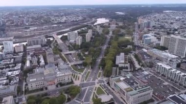 Logan Meydanı Çemberi ve Sanat Müzesi, Vine Caddesi Çevre Yolu 'yla Philadelphia City' nin güzel manzarası. - Philadelphia. İHA