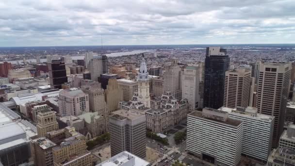 Areal View Beautiful Philadelphia Cityscape Skyscrapers City Hall Background Cloudy — Stockvideo