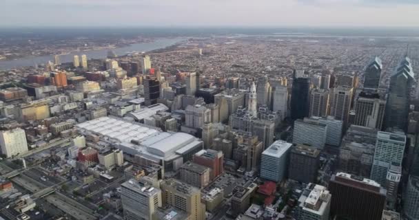 Philadelphia Cityscape Skyscrapers Background Golden Hour Light — Vídeos de Stock