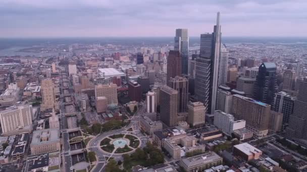 Beautiful Philadelphia Cityscape Skyscrapers Logan Square Cathedral City Hall Temple — стокове відео