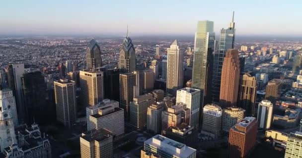 Philadelphia Cityscape Sunset Light Background Inglés Distrito Negocios — Vídeos de Stock