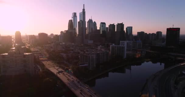 Philadelphia Pennsylvania Cityscape Beautiful Sunset Light Segundo Plano Schuylkill River — Vídeo de Stock