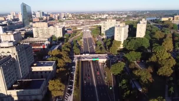Vine Street Expressway Philadelphia Drone — Stockvideo