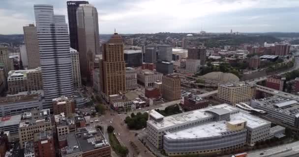 Pittsburgh Cityscape Pennsylvania Business District Downtown Skyscrapers Background Drone Point — Stock videók