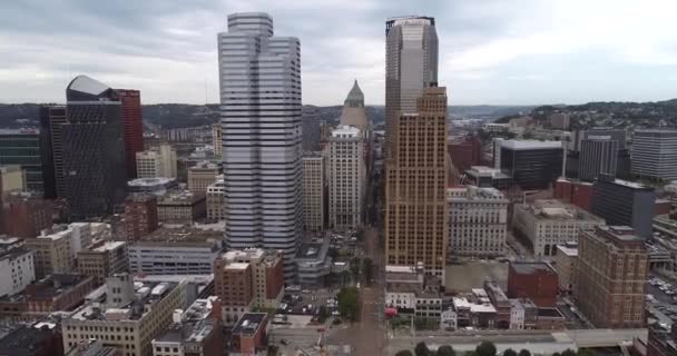 Pittsburgh Cityscape Pensylvánie Obchodní Čtvrť Centru Mrakodrapy Věže Pozadí Drone — Stock video
