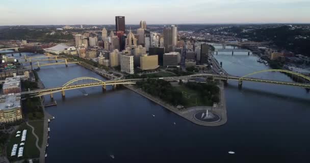 Вид Повітря Піттсбург Пенсильванія Денний Час Діловим Районом Річкою Задньому — стокове відео