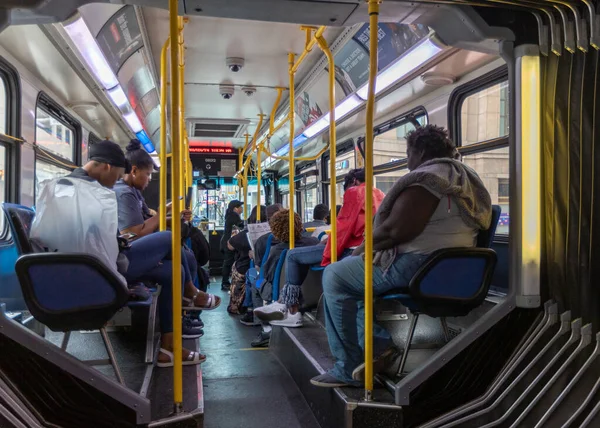 Baltimore Maryland Oktober 2019 Baltimore Lokaltrafik Buss Och Människor Maryland — Stockfoto