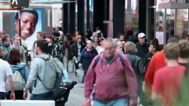 Şehirdeki Banliyö Sakinleri New York Manhattan Tanınmayan Turistler Cadde Alanın — Stok video