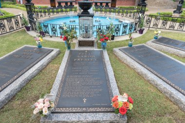 Elvis Presley Grave in Graceland. Glady Love Smith Presley. Memphis, Tennessee. USA