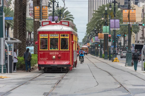 Stadsbilden New Orleans Med Spårvagn Och Människor Gatuliv — Stockfoto