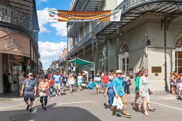 Bourbon Street Nouvelle Orléans Avec Des Gens Pendant Festival Quartier — Photo