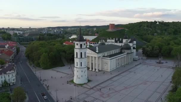 Вежа Белла Вільнюсі Литві Замок Гедимінас Собор Вежа Белл Задньому — стокове відео