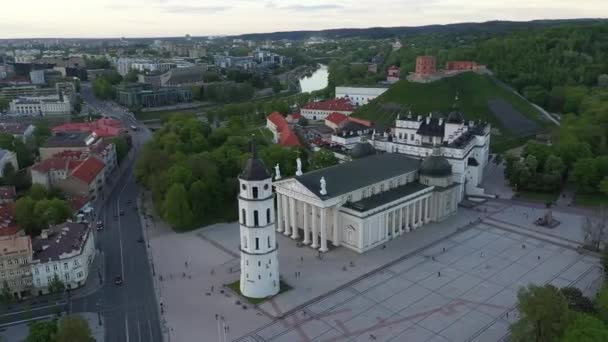 Vilnius Old Town Lithuania Gediminas Castle Cathedral Bell Tower Background — Stockvideo