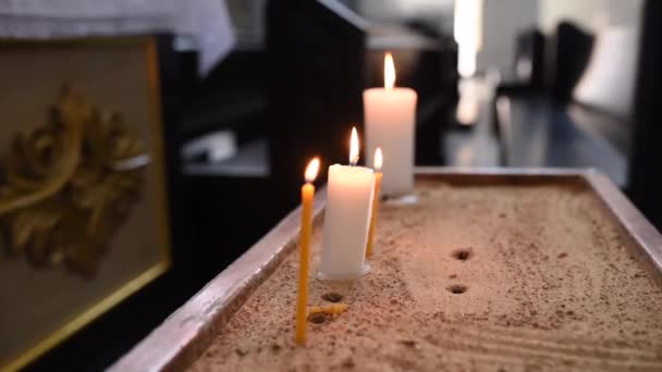 Burning Candles Catholic Church Blurry Background Symbol Christian Religious — Vídeos de Stock