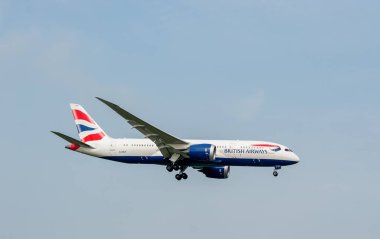 British Airways Airlines Boeing 787 Dreamliner G-ZBJF landing in London Heathrow International Airport.