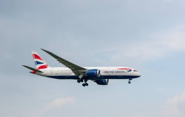 British Airways Airlines Boeing 787 Dreamliner G-ZBJA landing in London Heathrow International Airport.