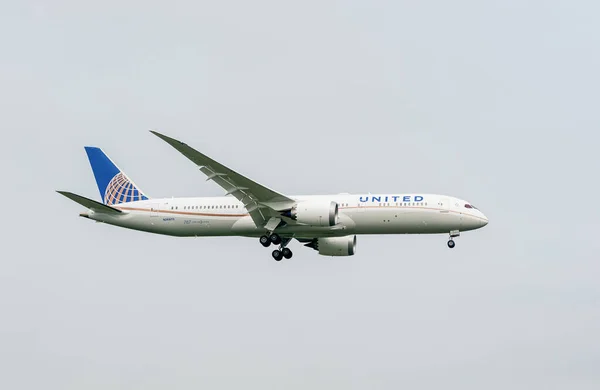 United Airlines Boeing 787 Dreamliner N26970 Landing London Heathrow International — Stock Photo, Image