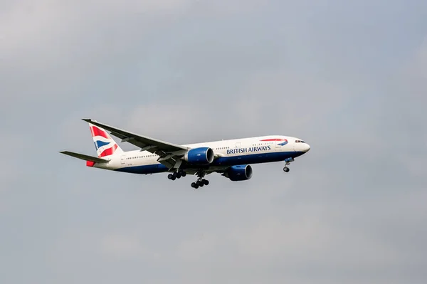 British Airways Airlines Boeing 777 Viia Landing London Heathrow International — Stock Photo, Image