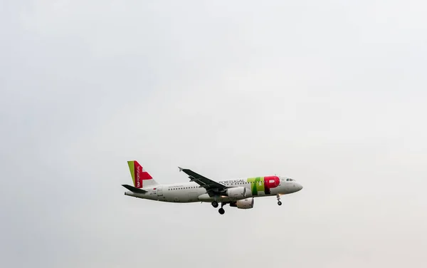 Tap Air Portugal Airlines Airbus A320 Tni Ląduje Międzynarodowym Lotnisku — Zdjęcie stockowe