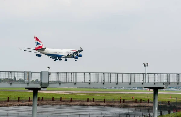 British Airways Airlines Boeing 747 Byga Landing London Heathrow International — Stock Photo, Image