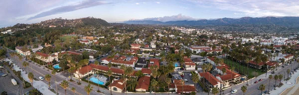 Santa Barbara Cityscape California — стоковое фото