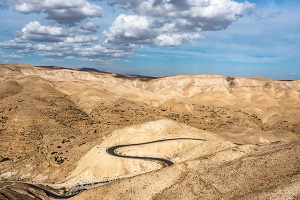Landscape Israel Desert Blue Cloudy Sky Road Background Mountain Judaean — Fotografia de Stock