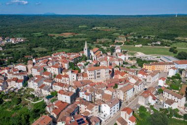 Bale Town in Croatia. Bale is a settlement and municipality in Istria County, Croatia. The origins of the settlement lie in the Roman stronghold of Castrum Vallis, built by Caius Palcrus.