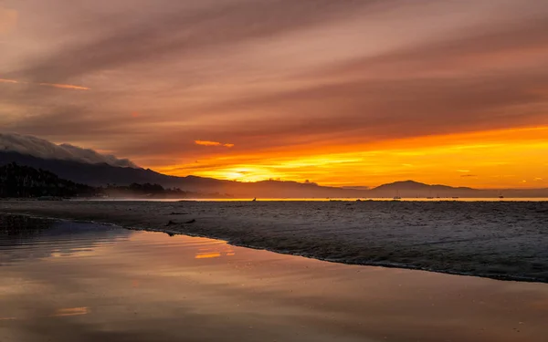 Santa Barbara Shoreline California Sunrise Skyline Beach — Φωτογραφία Αρχείου