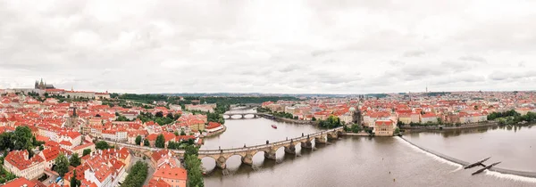 Praha Gamleby Tsjekkia Med Berømte Sightseeing Steder Bakgrunnen Charles Bridge – stockfoto