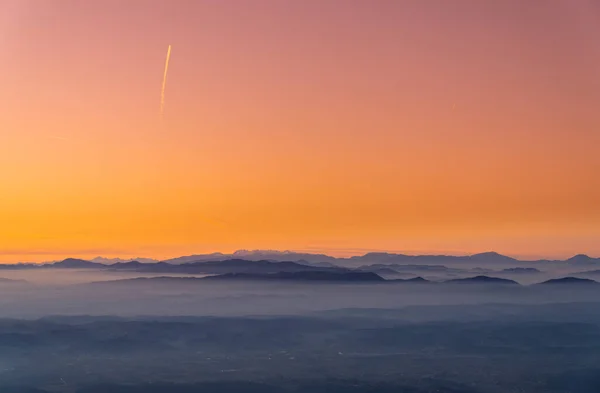Загреб Скайлайн Хорватии Цветное Небо Заката Заднем Плане Вид Вершины — стоковое фото