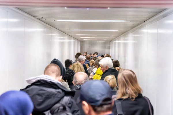 Vienna Austria January 2020 Vienna Airport People Waiting Jet Bridge — Φωτογραφία Αρχείου