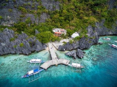 El Nido, Palawan, Filipinler 'deki Matinloc Tapınağı.
