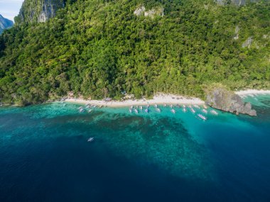 Seven Commandos Beach and Papaya Beach in El Nido, Palawan, Philippines. Tour A route and Place.