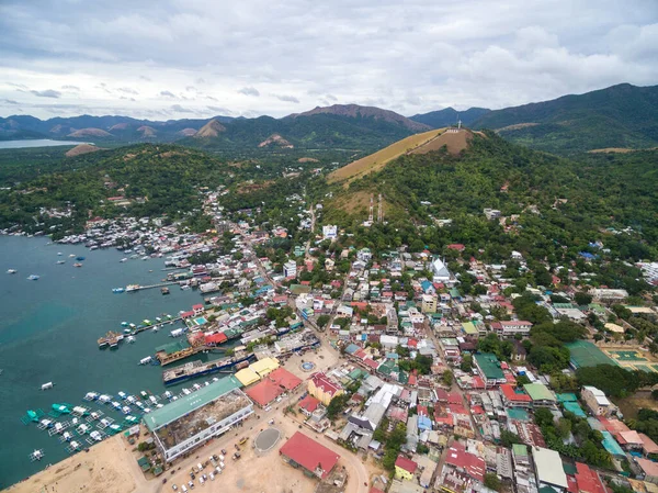 Filipinler Deki Coron Adası Şehir Manzarası Hava Drone Bakış Alanı — Stok fotoğraf