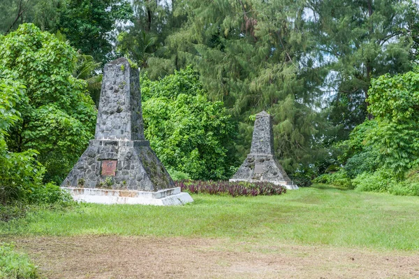 Háborús Emlékmű Peleliu Szigetén Gyalogsági Eszköz Vadmacskák Sosem Adják Fel — Stock Fotó