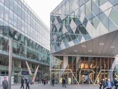 MANCHESTER, İngiltere - 08 Mart 2014 Manchester 'daki Bulvar Dükkanı.