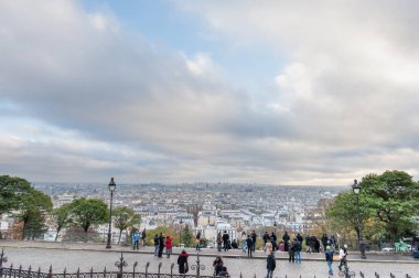 PARIS FRANCE - 22 Kasım 2012: Montmartre, Paris ve Cityscape. Fransa.