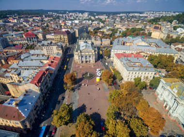 LVIV, UKRAINE - SEPTEMBER 08, 2016: Lviv Downtown with Lviv National Academy of opera ve bale ile Solomiya Krushelnytska