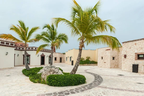Punta Cana Republika Dominiczna Czerwca 2015 Architektura Republiki Dominikańskiej Palmą — Zdjęcie stockowe