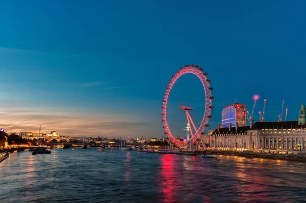 Dönen Londra Gözü Tema Nehri Geceler Ngiltere Birleşik Krallık — Stok fotoğraf