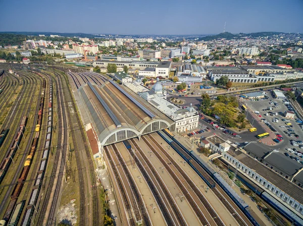 Lviv Ukraine September 2016 Bahnhof Lviv Mit Dach Öffentlicher Nahverkehr — Stockfoto