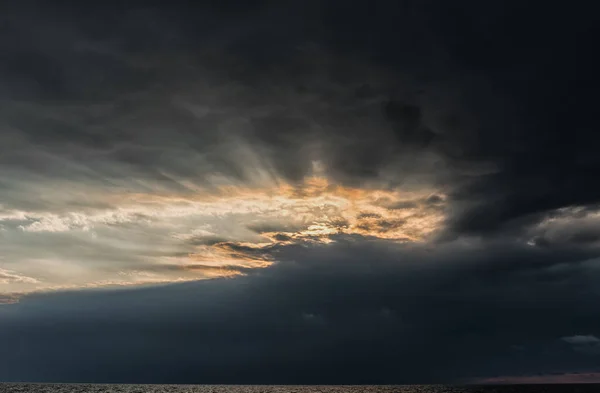 Cielo Nuvoloso Sul Mar Baltico Lettonia Europa Bella Sera Luce — Foto Stock