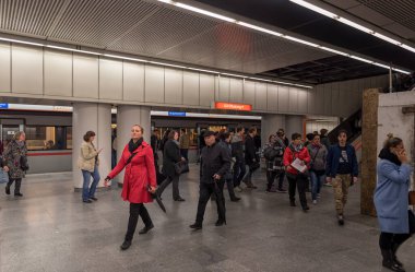 VIENNA, AUSTRIA - ECTOBER 06, 2016: Viyana, Avusturya Metro İstasyonu.