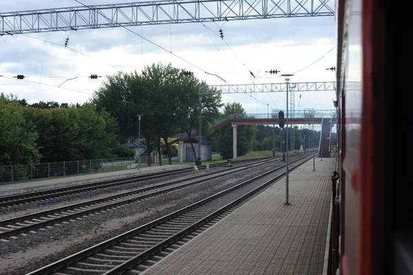Lituânia Railway Network Track Vamos Fast Train Estação Ferroviária Ponte — Fotografia de Stock