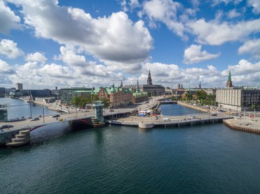 Kopenhag Şehri, Danimarka. Kopenhag Eski Kasabası, Danimarka Parlamentosu Borsen Borsası, Christiansborg Sarayı